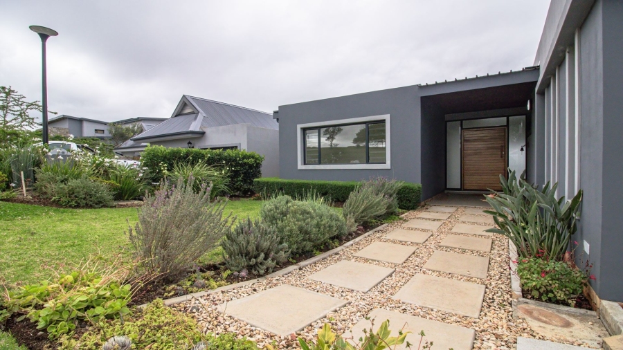 4 Bedroom Property for Sale in Olivewood Private Estate and Golf Club Eastern Cape